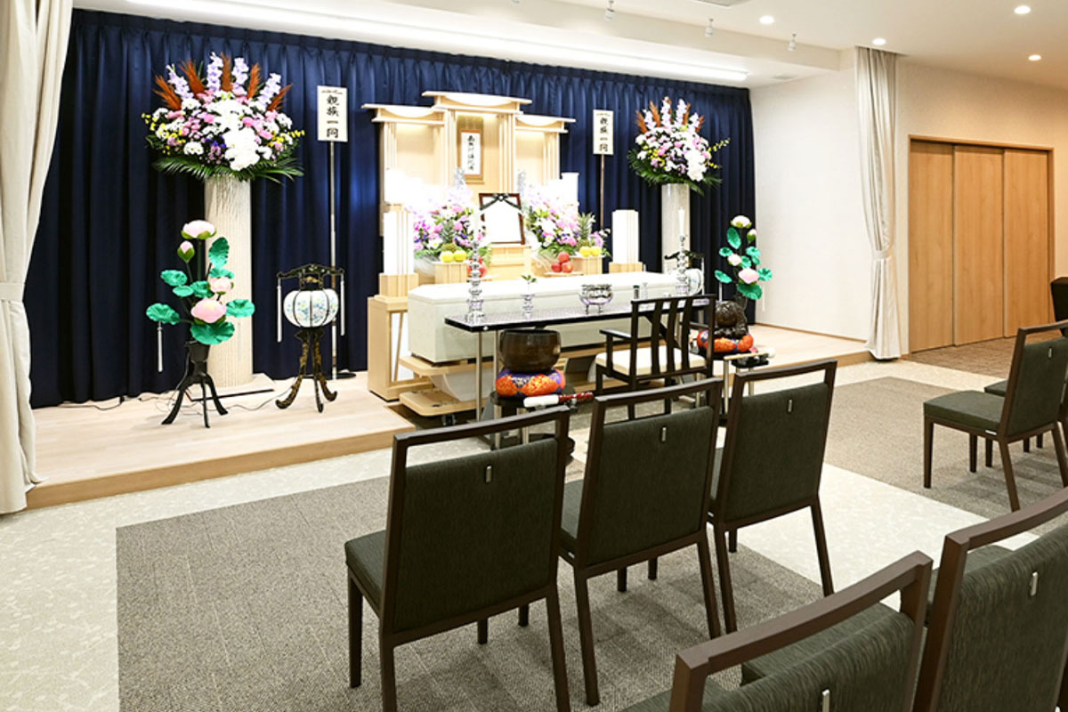 天神川家族葬ホール 式場2