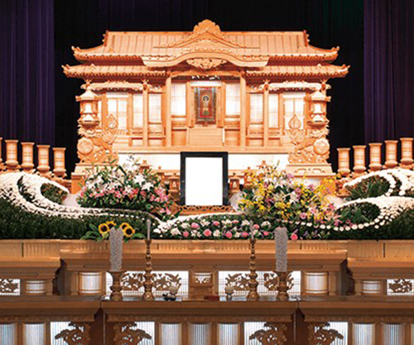 白山シティホール 祭壇