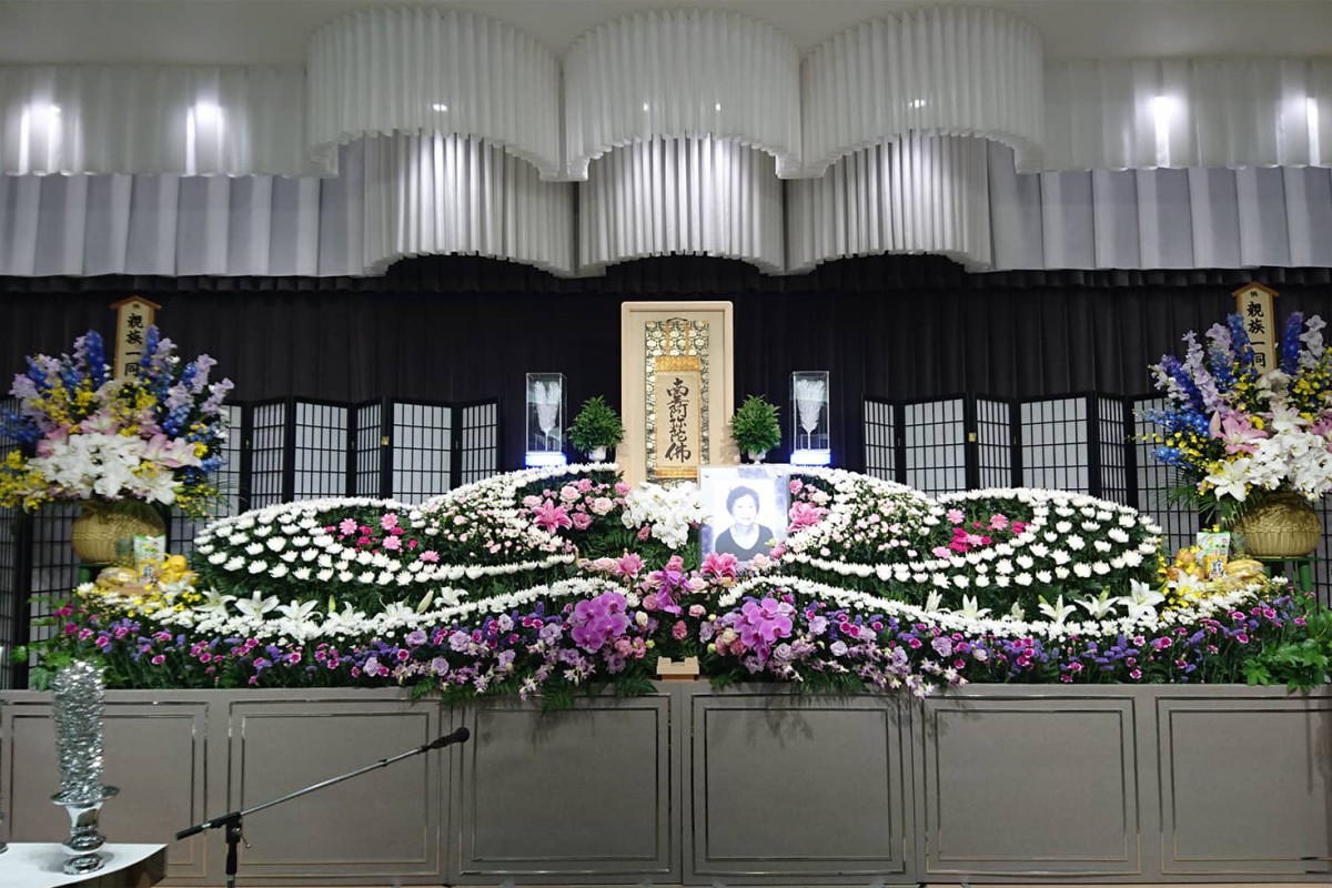 彦根シティホール 祭壇