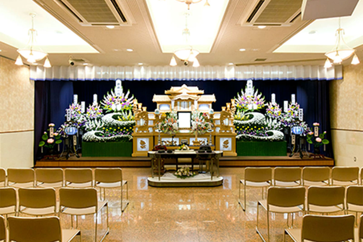 槙島シティホール 祭壇