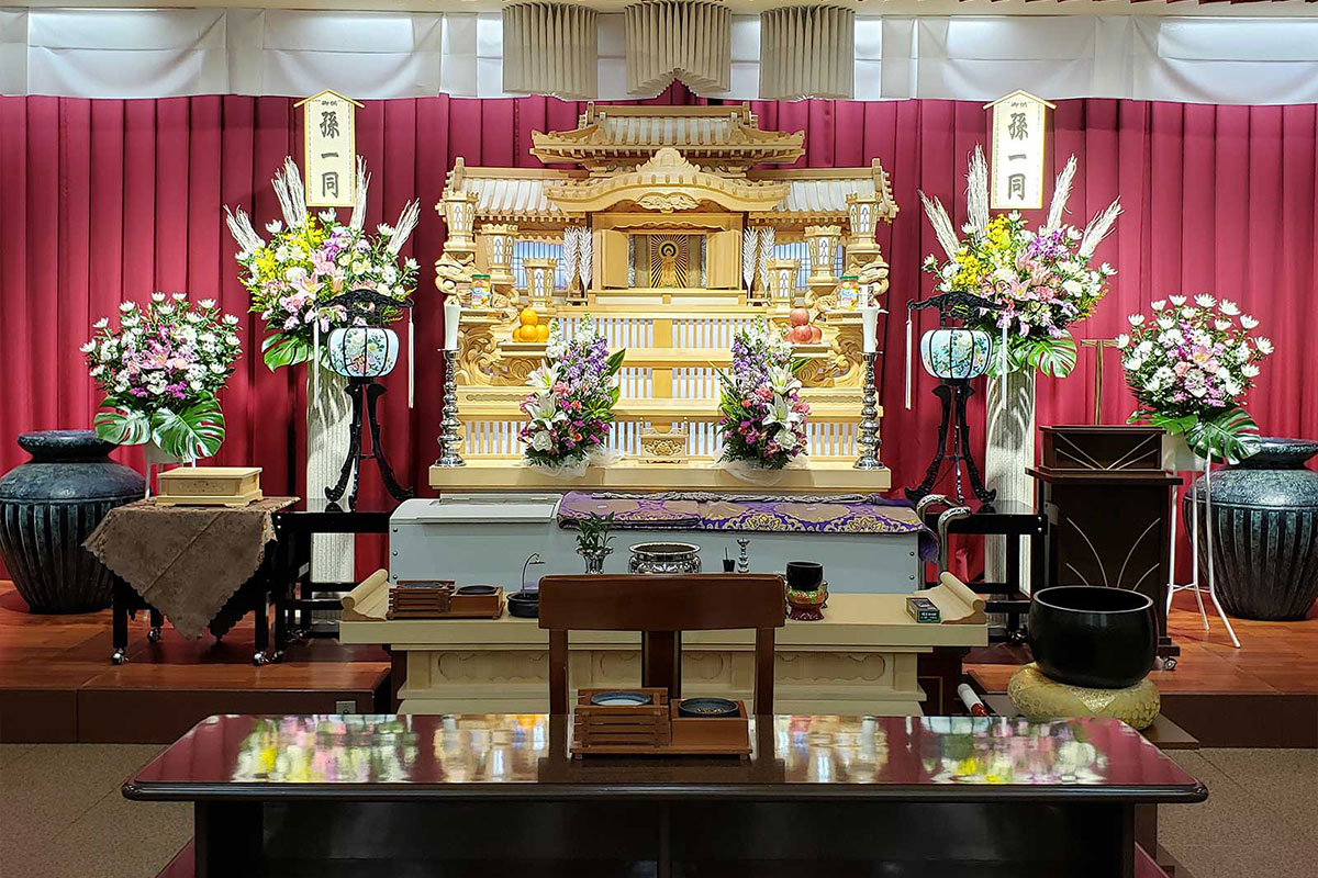 福山駅前シティホール 祭壇