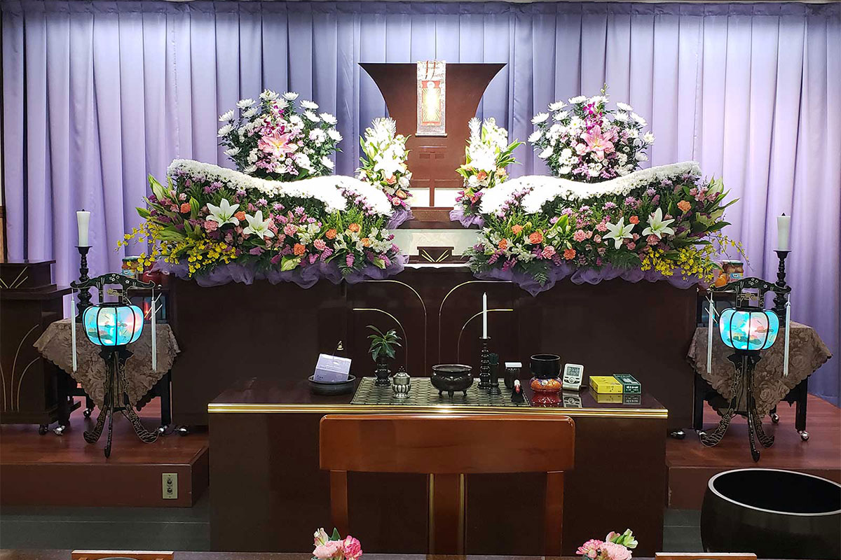 福山駅前シティホール 祭壇