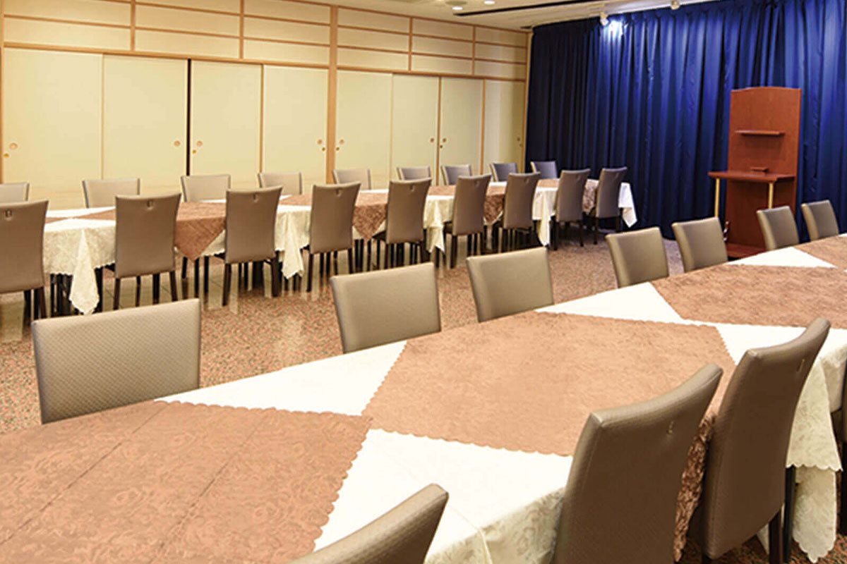 園部シティホール 会食室