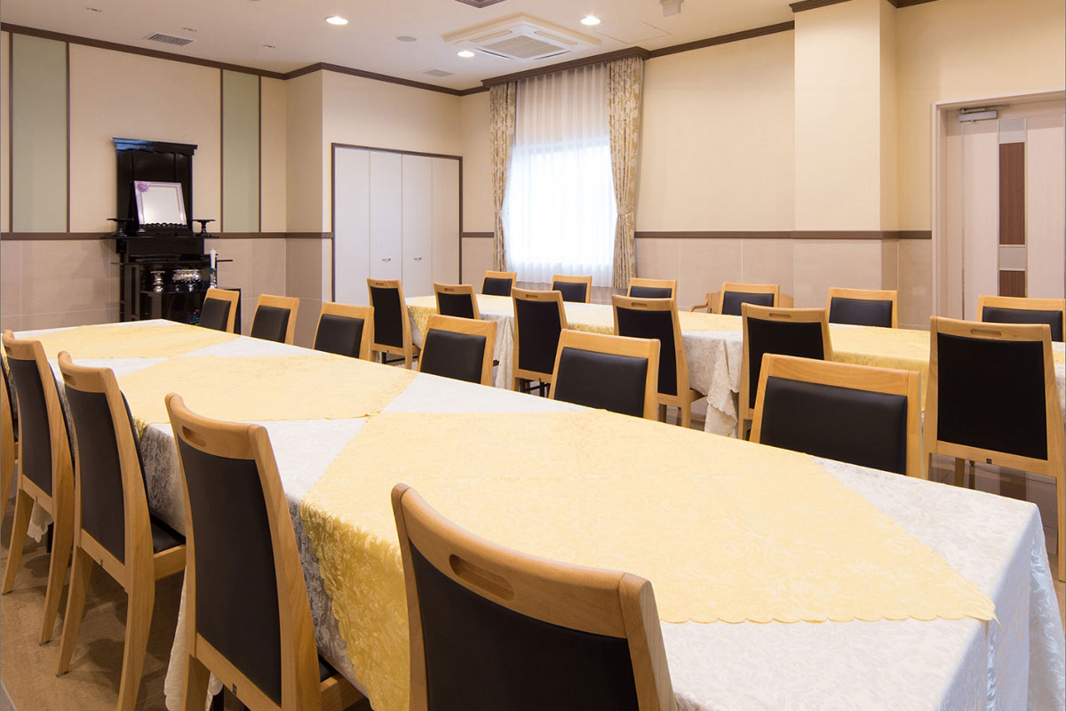 六地蔵ホール 会食室