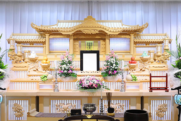 東岡山シティホール 祭壇