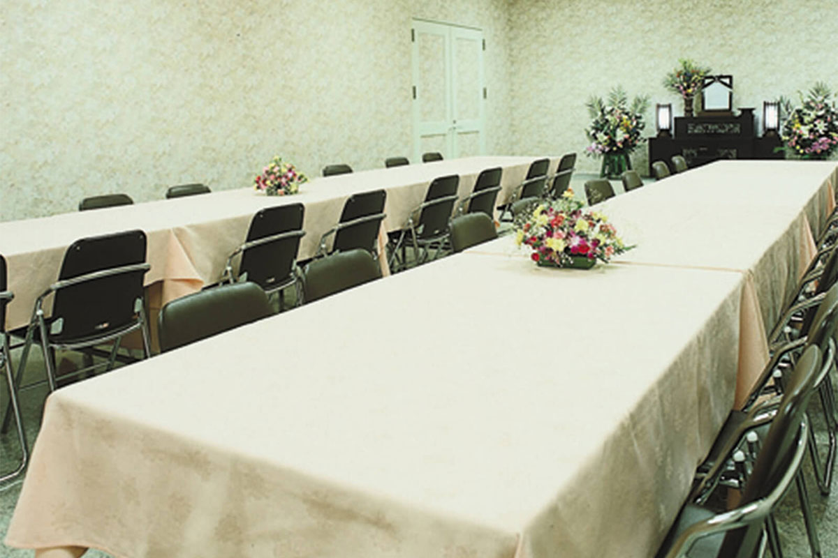 山科シティホール 会食室