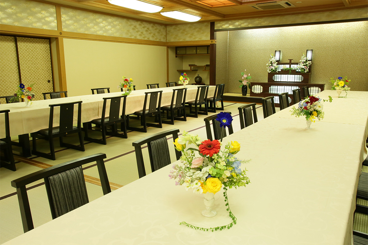自由に家族葬　メモリード高崎典礼会館 会食室