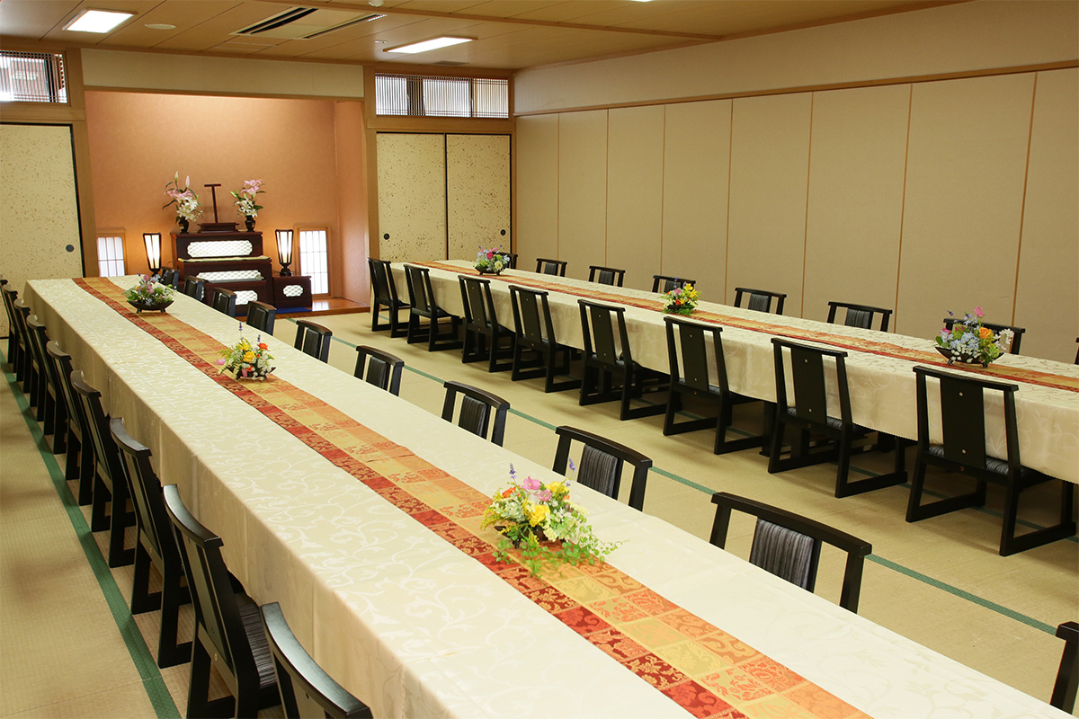 自由に家族葬　前橋メモリードホール 会食室