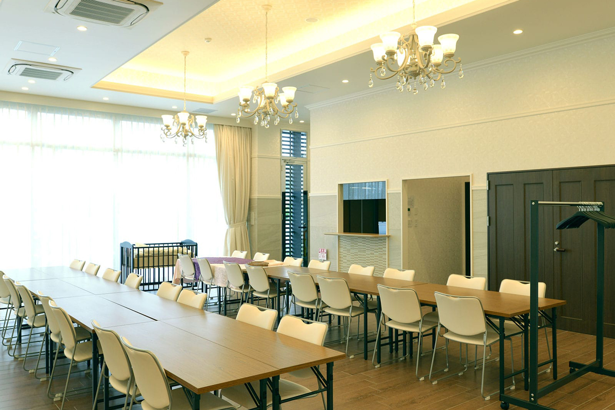 三雲セレマホール 会食室