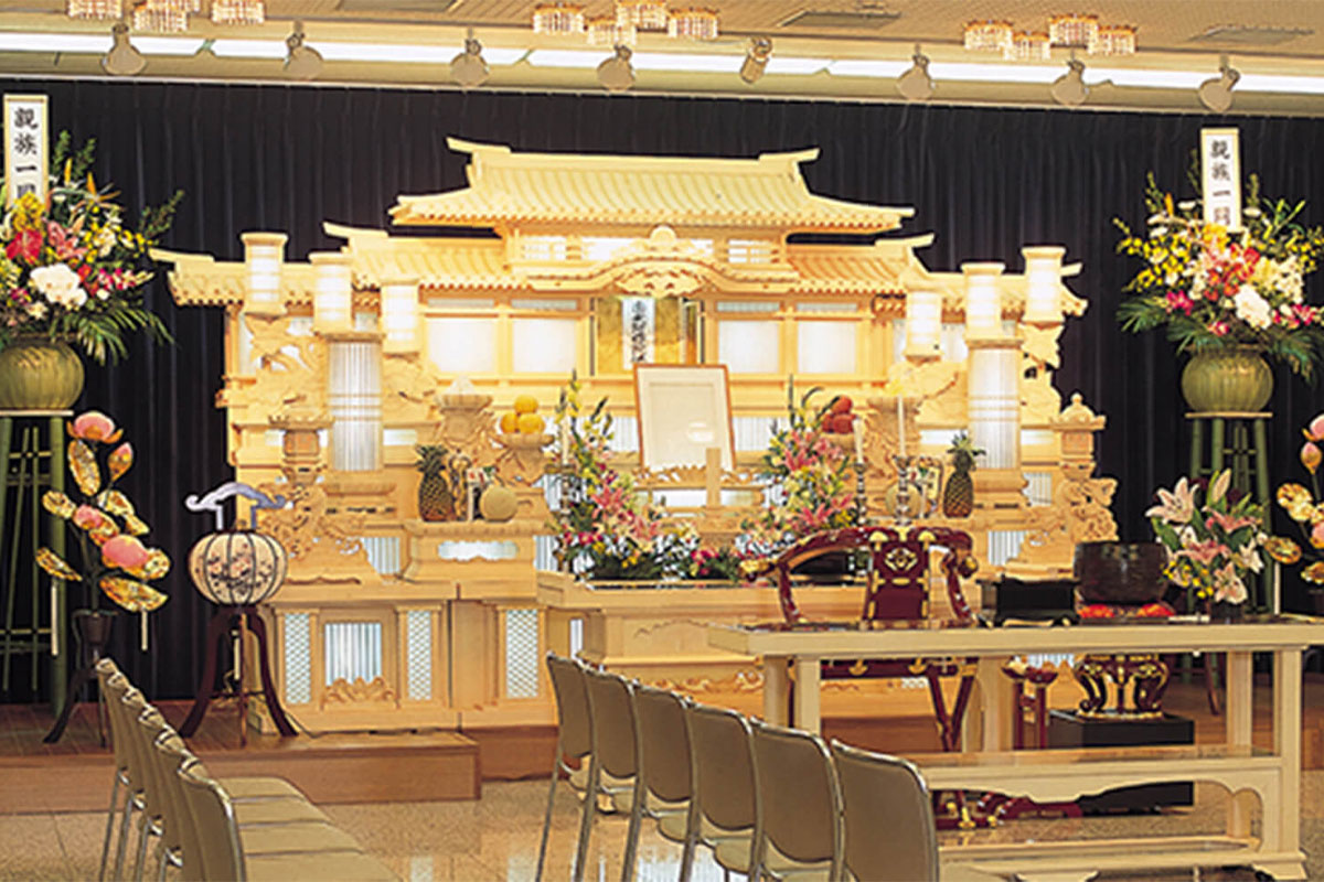 醍醐シティホール 祭壇