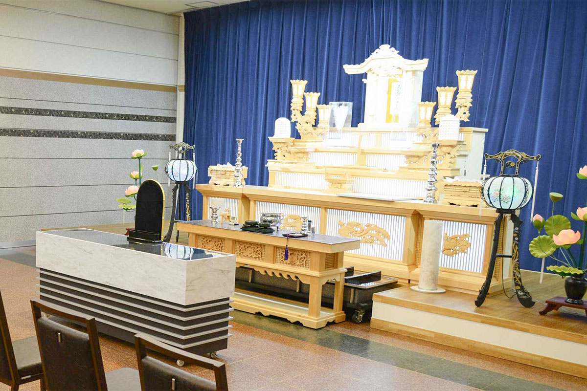 東舞鶴シティホール 祭壇
