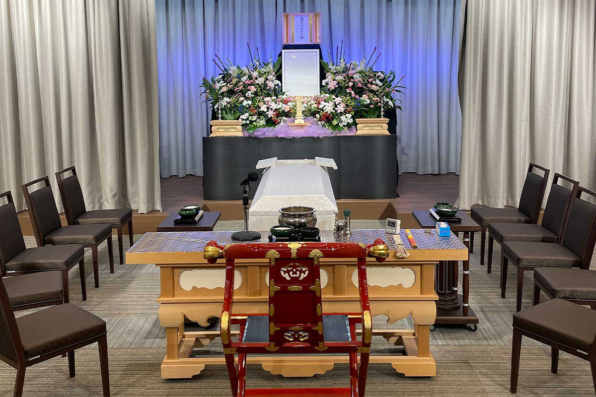 福知山前田シティホール 祭壇