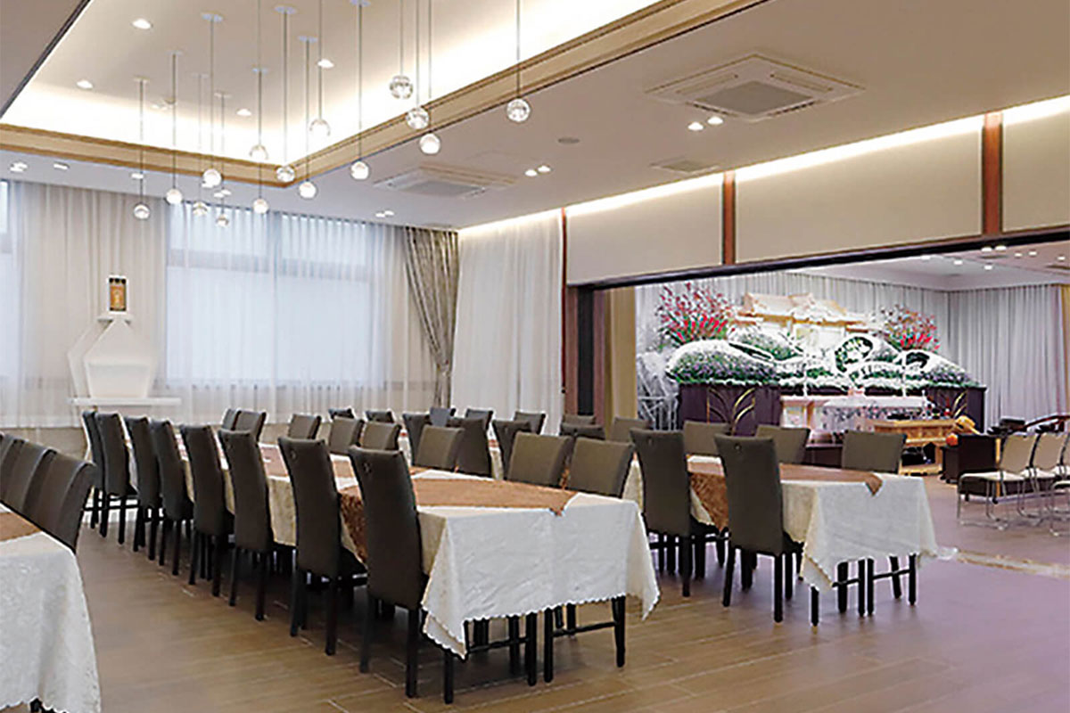 津高シティホール 会食室